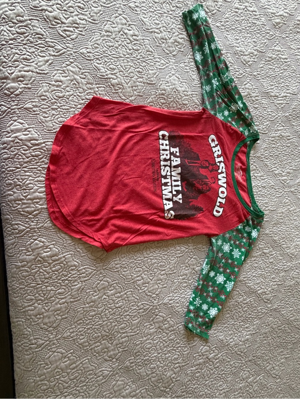Griswold Family Christmas Raglan Tee - Red & Green